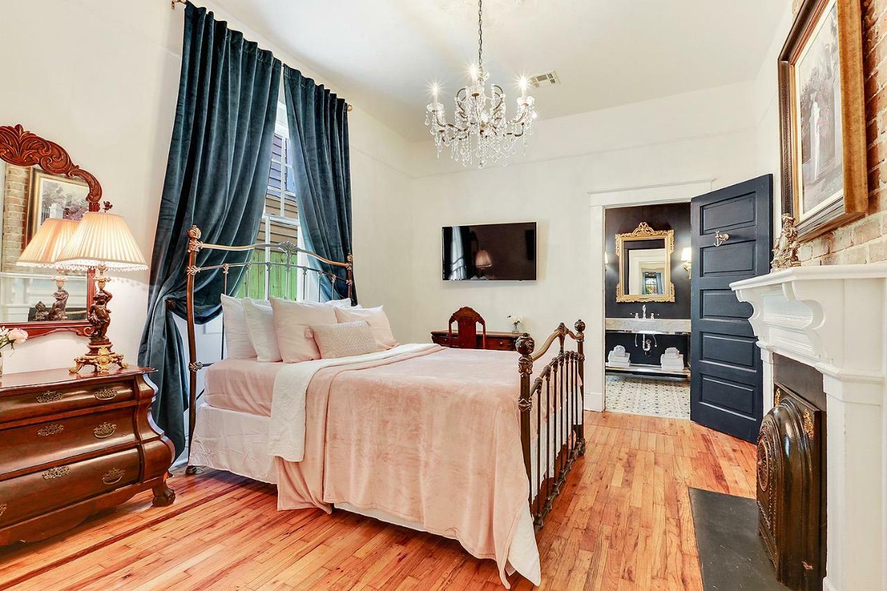 Elegant Renovated House With Relaxing Courtyard Villa New Orleans  Kültér fotó